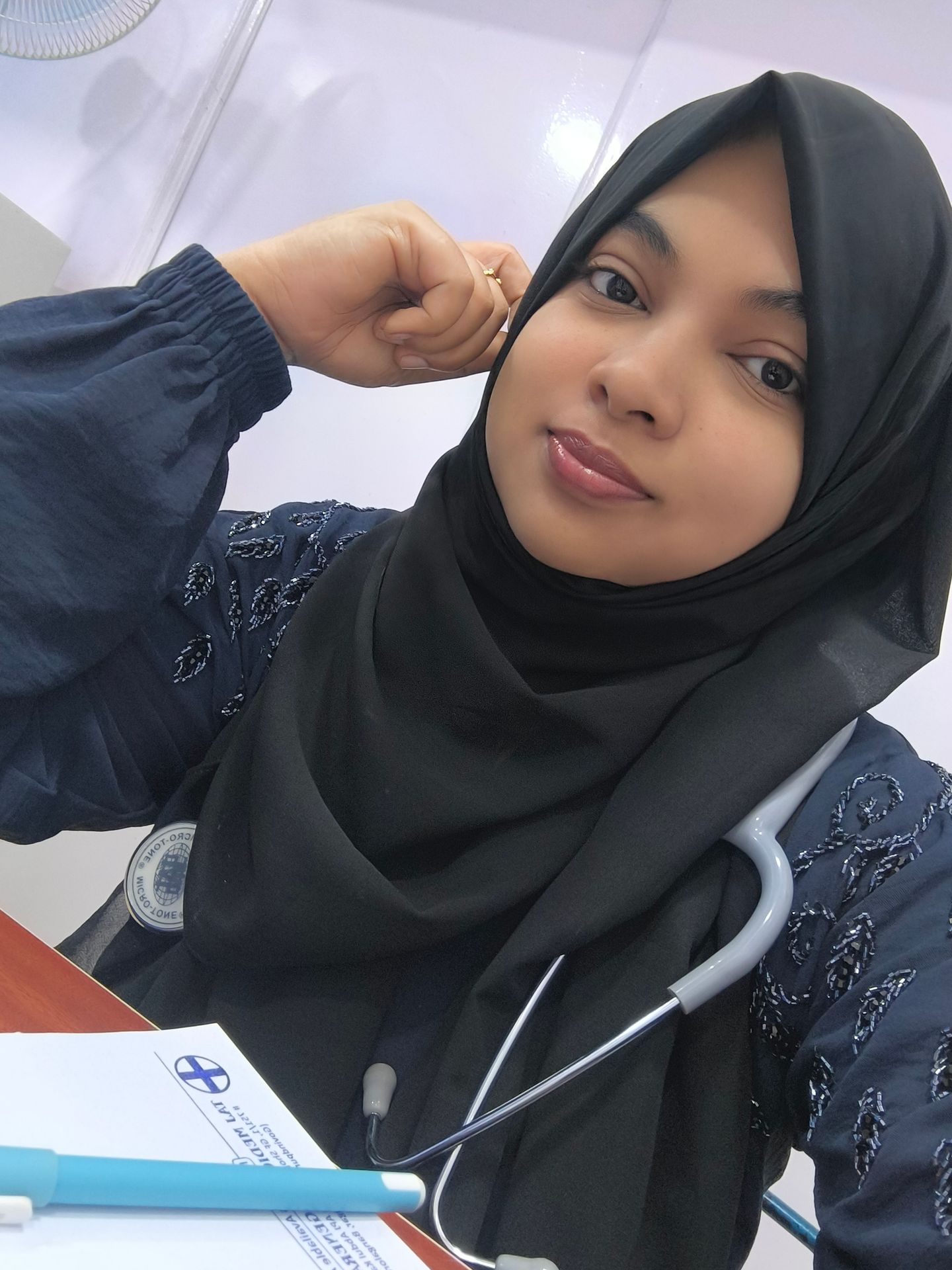 Dr Shazia Amreen