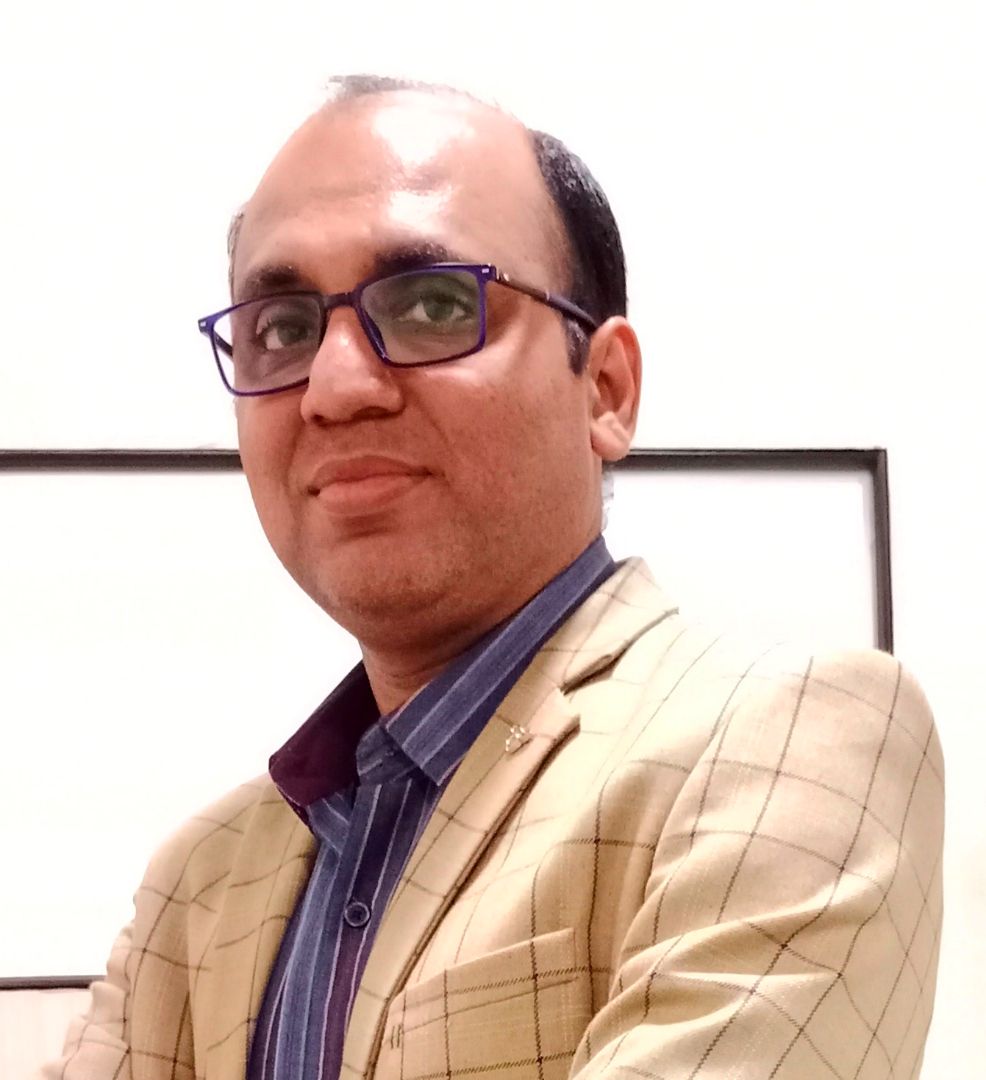 Dr Abhay Sonthalia
