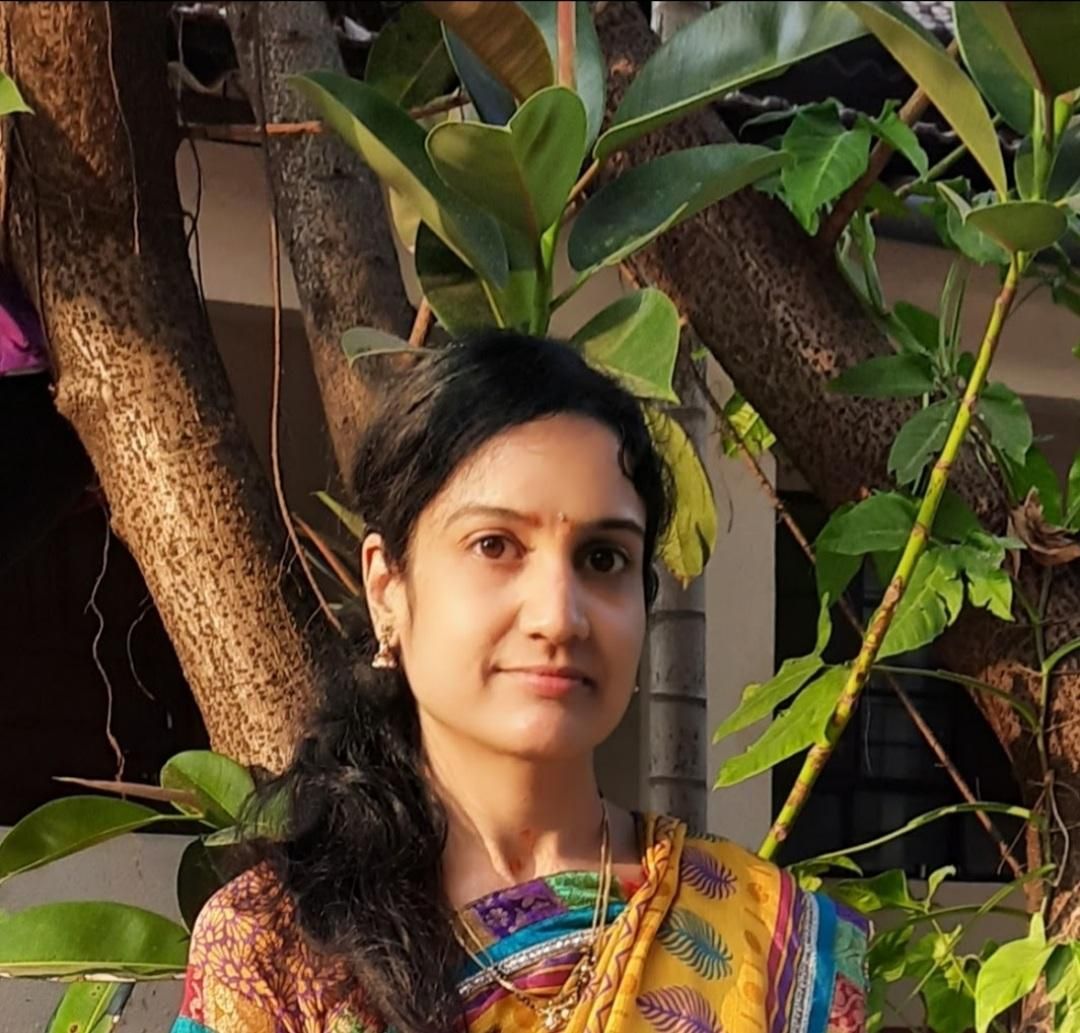 Dr. SUCHITRAA G D