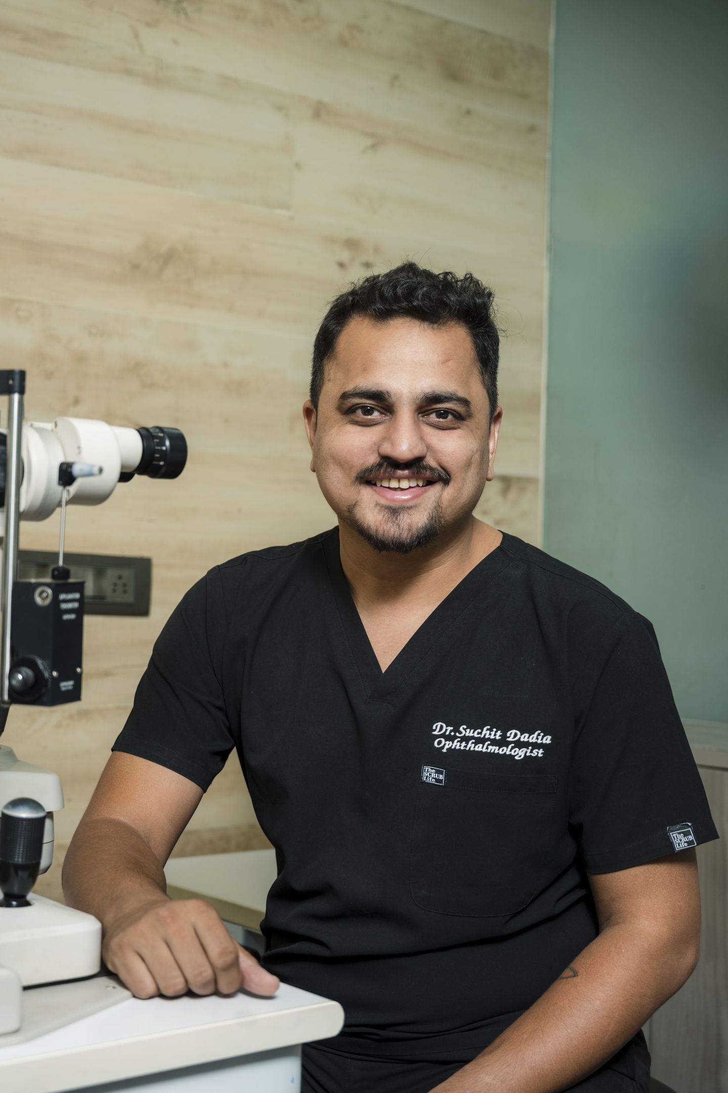 Dr Suchit Dadia