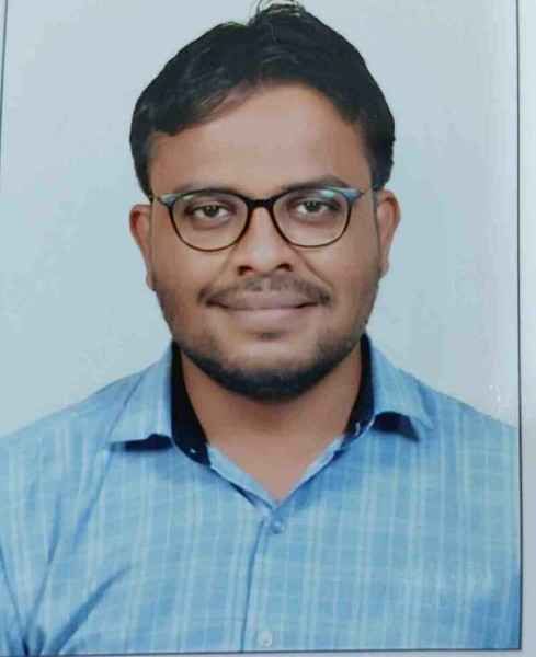 Dr Paras Tejavat